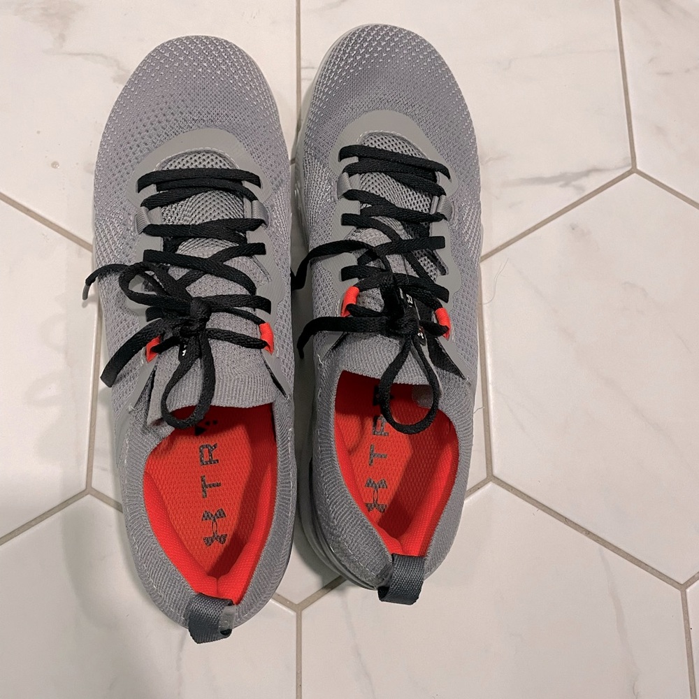 Under Armour Tribase Reign Sneakers